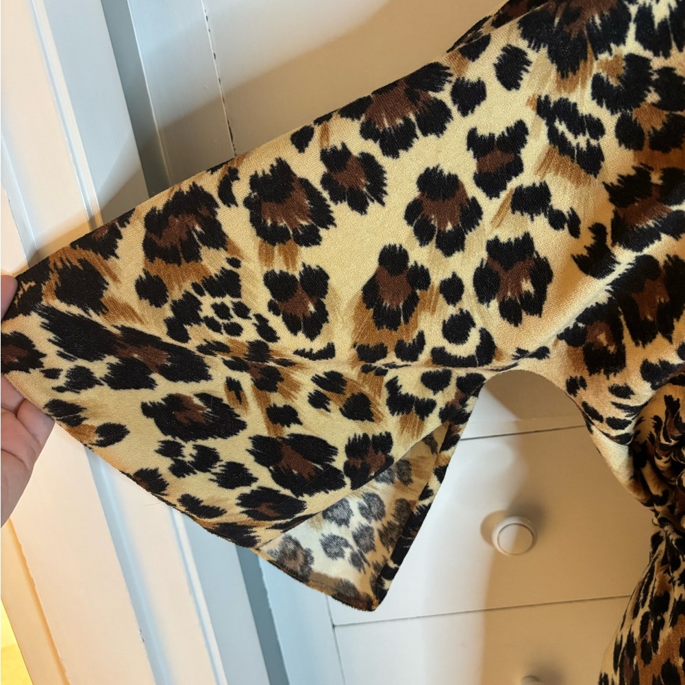 Vintage Leopard Print Terrycloth Swim Cover - Picture 6 of 11